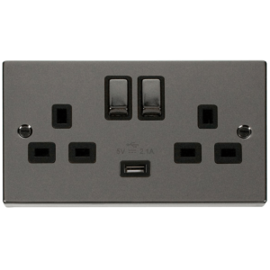 Ingot 2G Switched c/w USB Outlet Socket 13A 2.1A Black Nickel